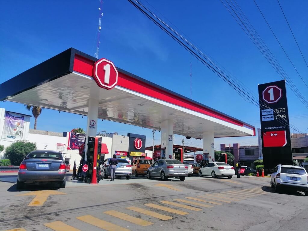 Estación de servicio 1 en mexico participante del porgrma de puntos de 1Premia