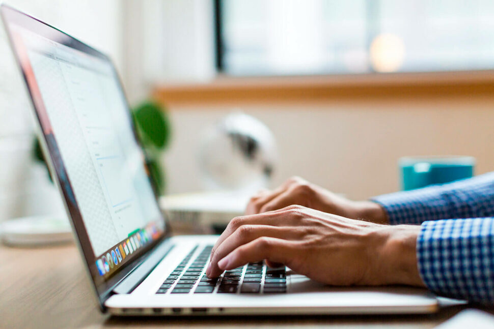 Descubre los beneficios de 1Premia para tanquear gasolina en estaciones One